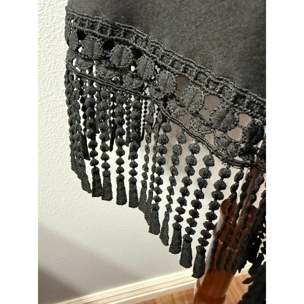 BloomChic Black WhimsyGoth Fringe Hem Tunic with Pockets | Size 14–16 - Picture 4 of 4